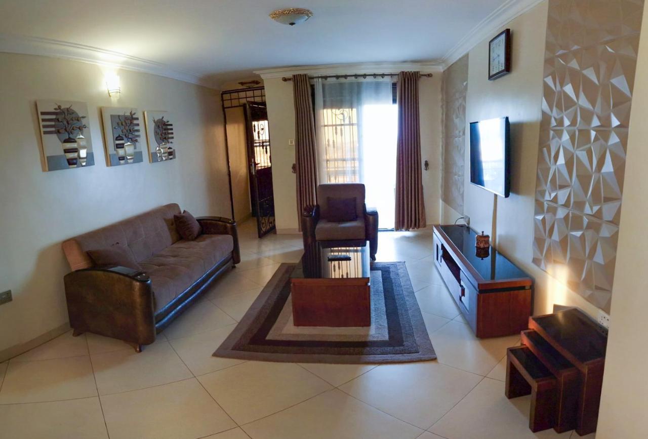 Eric Wilkins Apartments Lubowa Esterno foto
