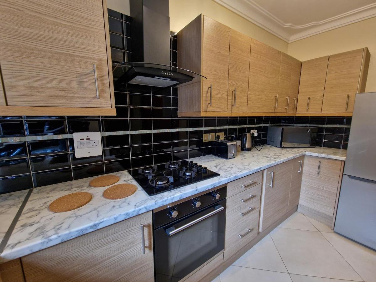 Eric Wilkins Apartments Lubowa Esterno foto