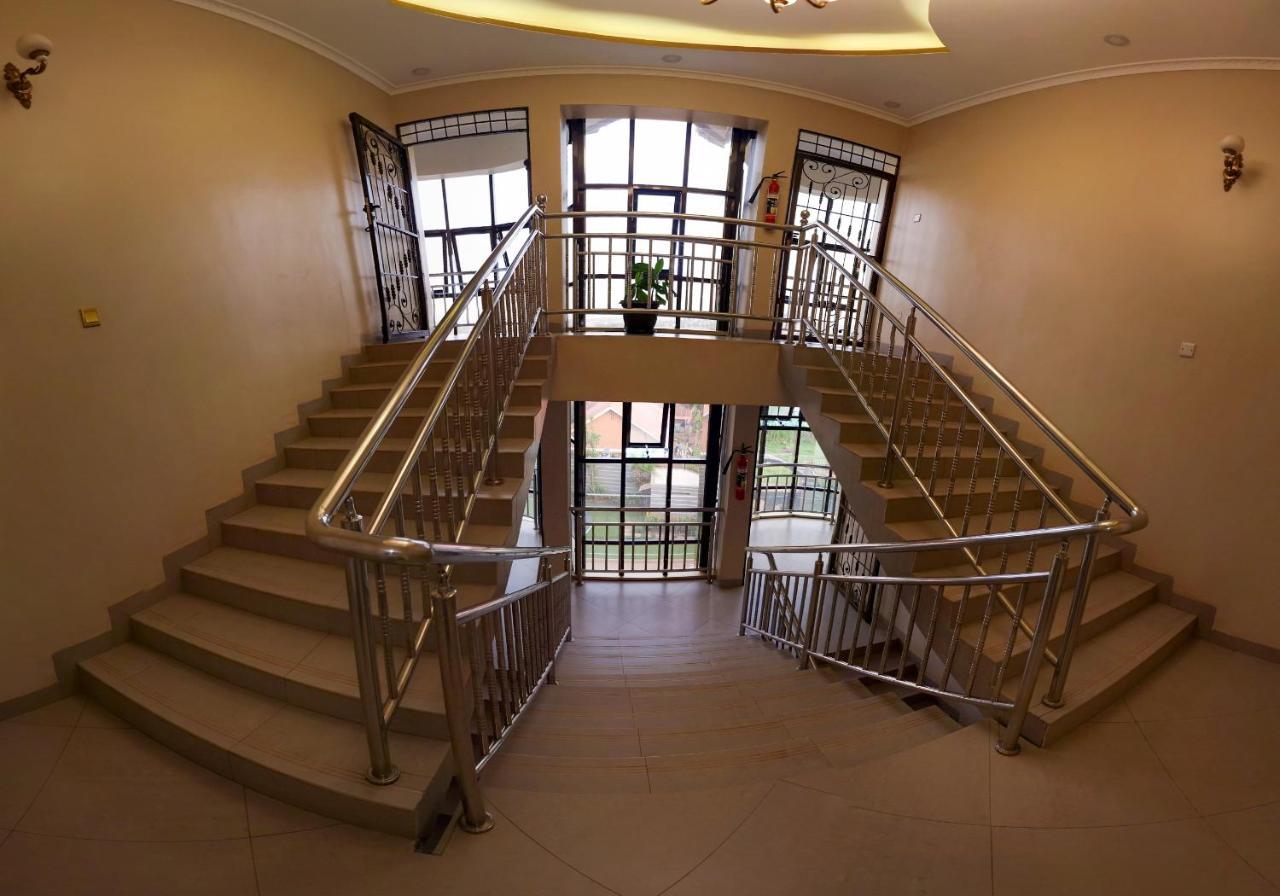 Eric Wilkins Apartments Lubowa Esterno foto