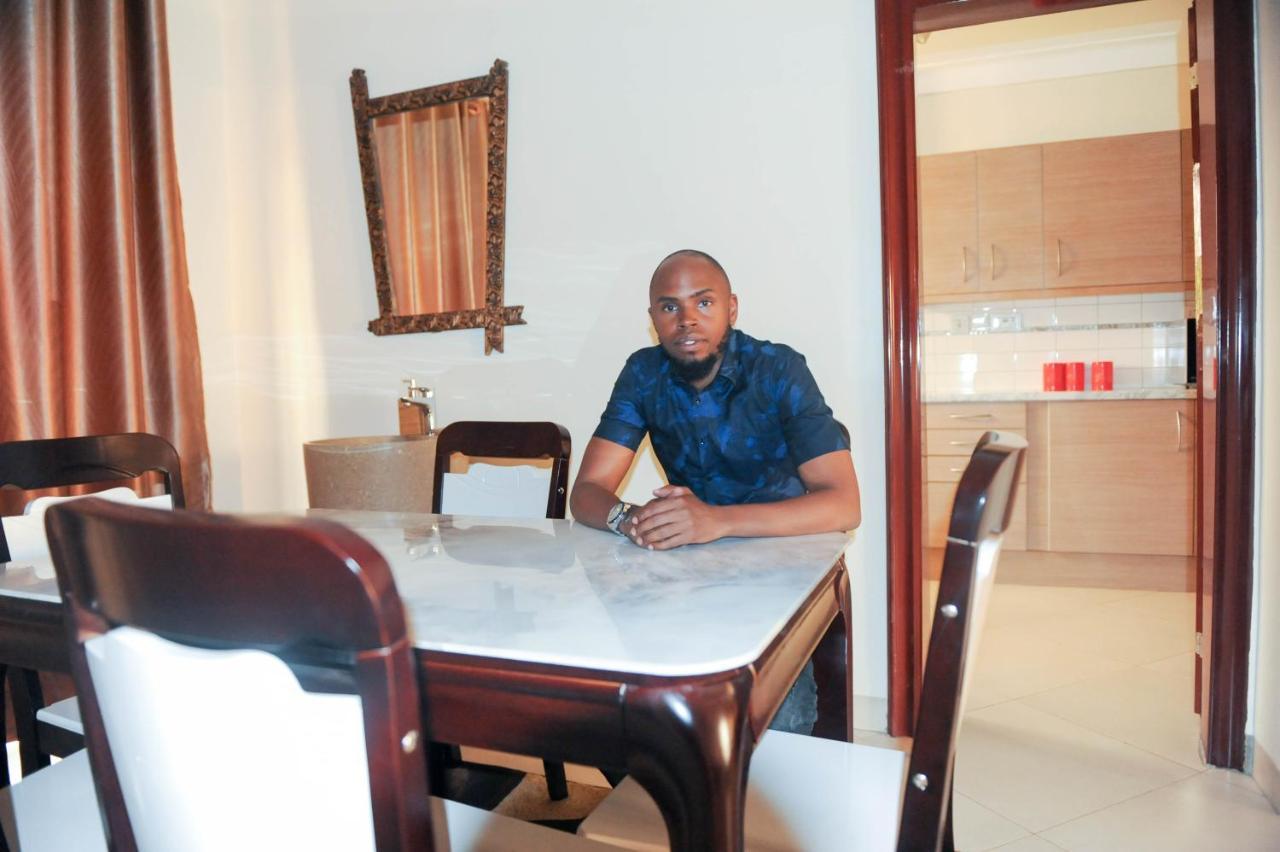 Eric Wilkins Apartments Lubowa Esterno foto
