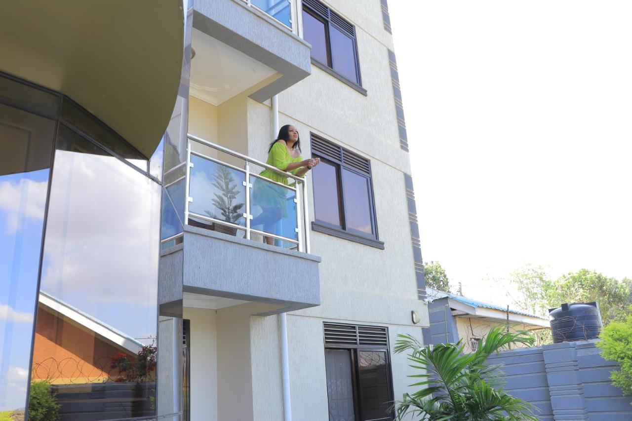 Eric Wilkins Apartments Lubowa Esterno foto